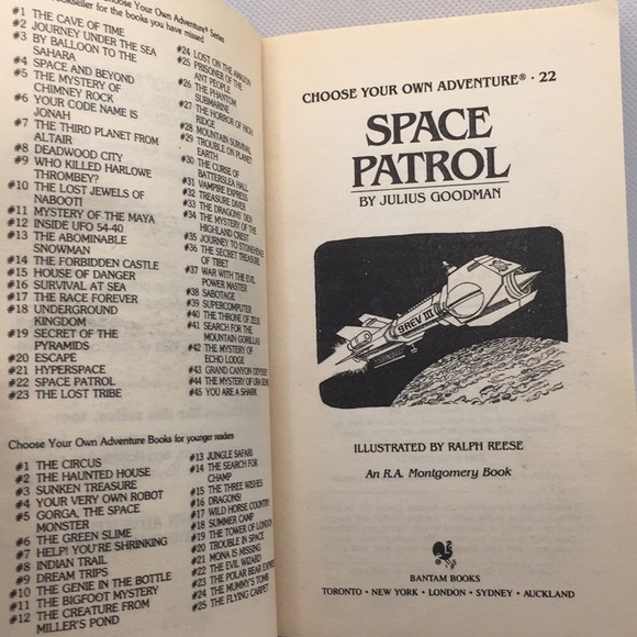 Choose Your Own Adventure #22 Space Patrol 1980’s - Picture 5 of 8